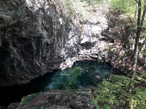 turism de aventură-Lacul Dracului